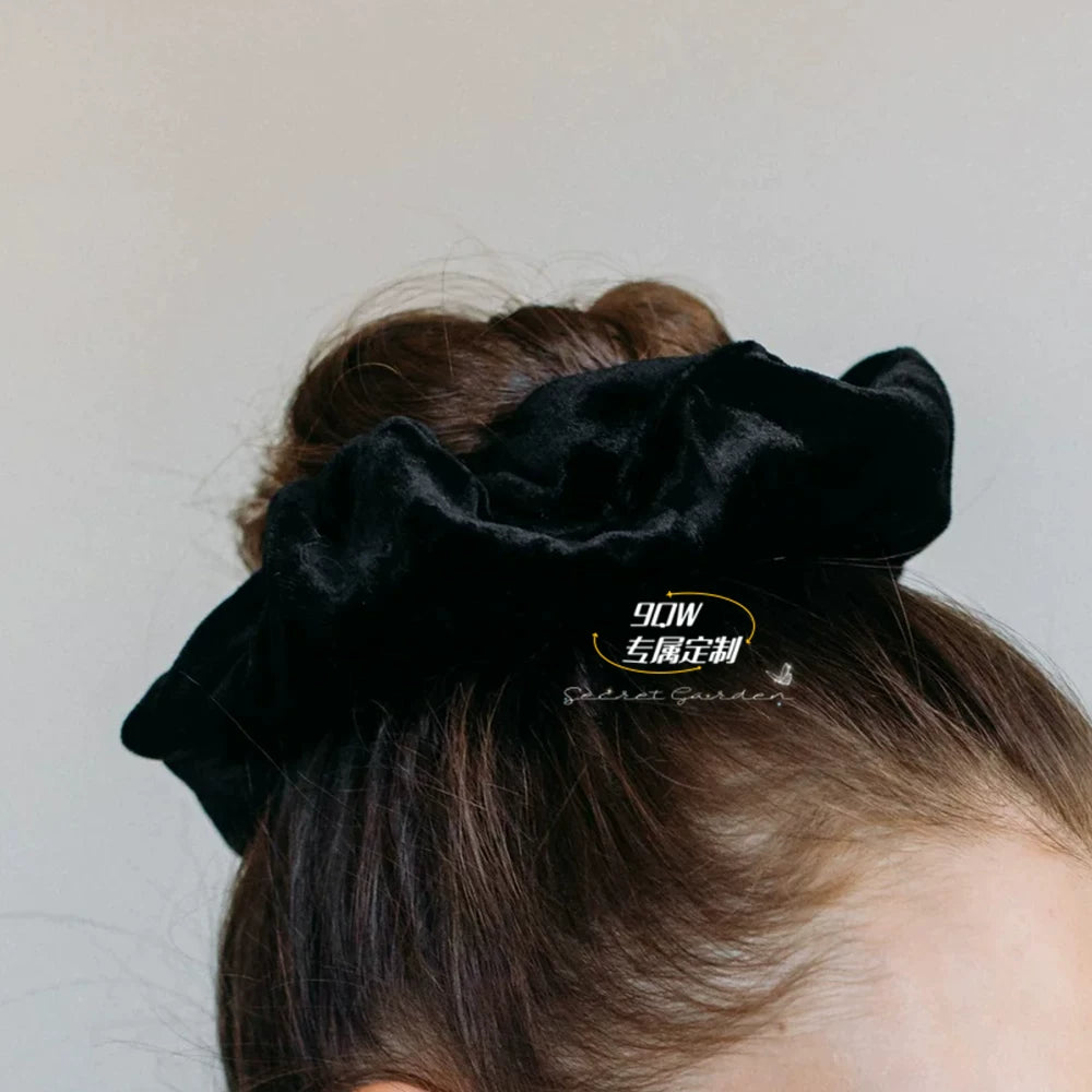 9QW European and American export new texture autumn and winter black large gold velvet large intestine scrunchie tie hair does not hurt hair accessories