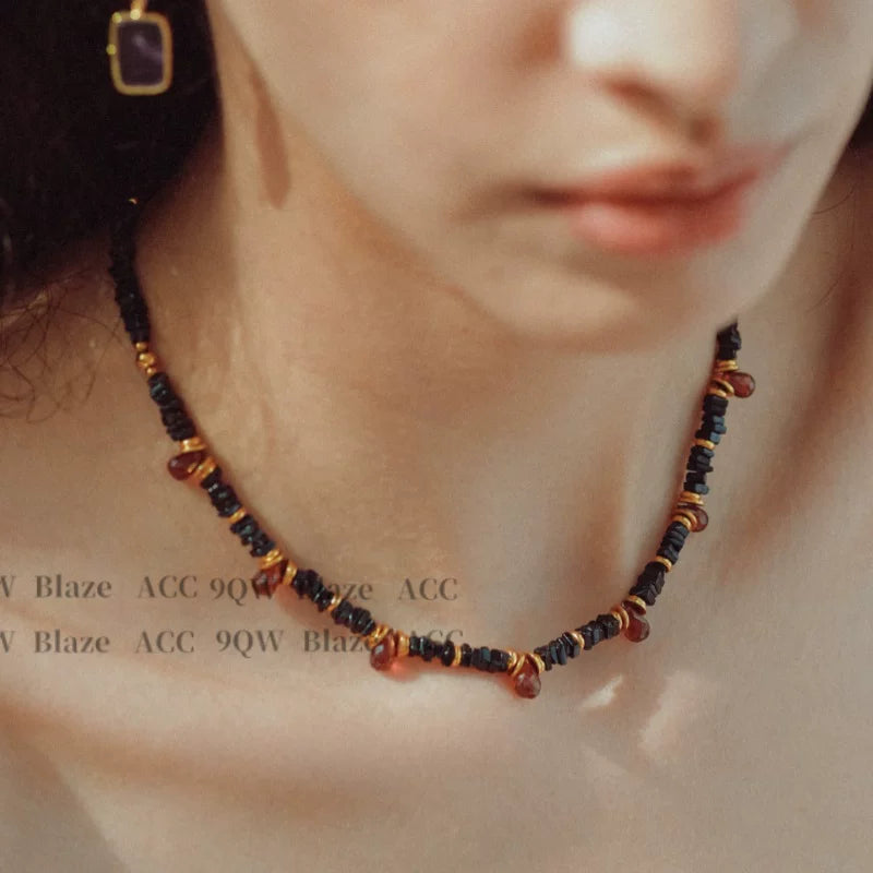 Vintage bohemian style black natural stone red water drop beaded clavicle chain heavy design necklace niche versatility