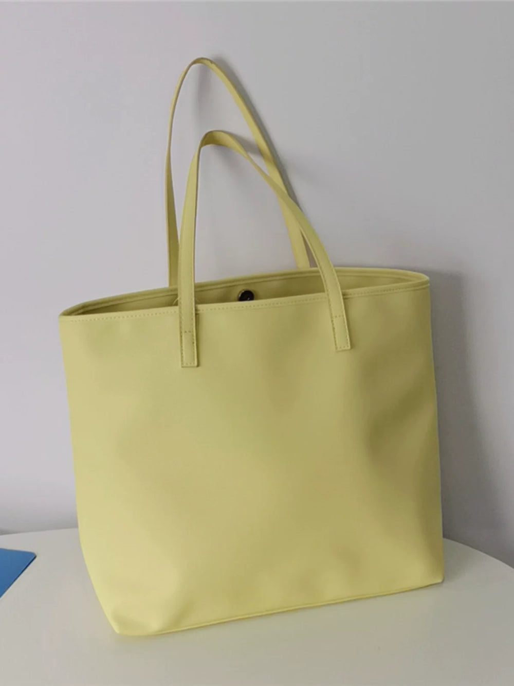 The tote bag can put 14 inch computer women's commuter bag, women's large-capacity shoulder bag, foreign trade export, tail goods clearance, women's bag