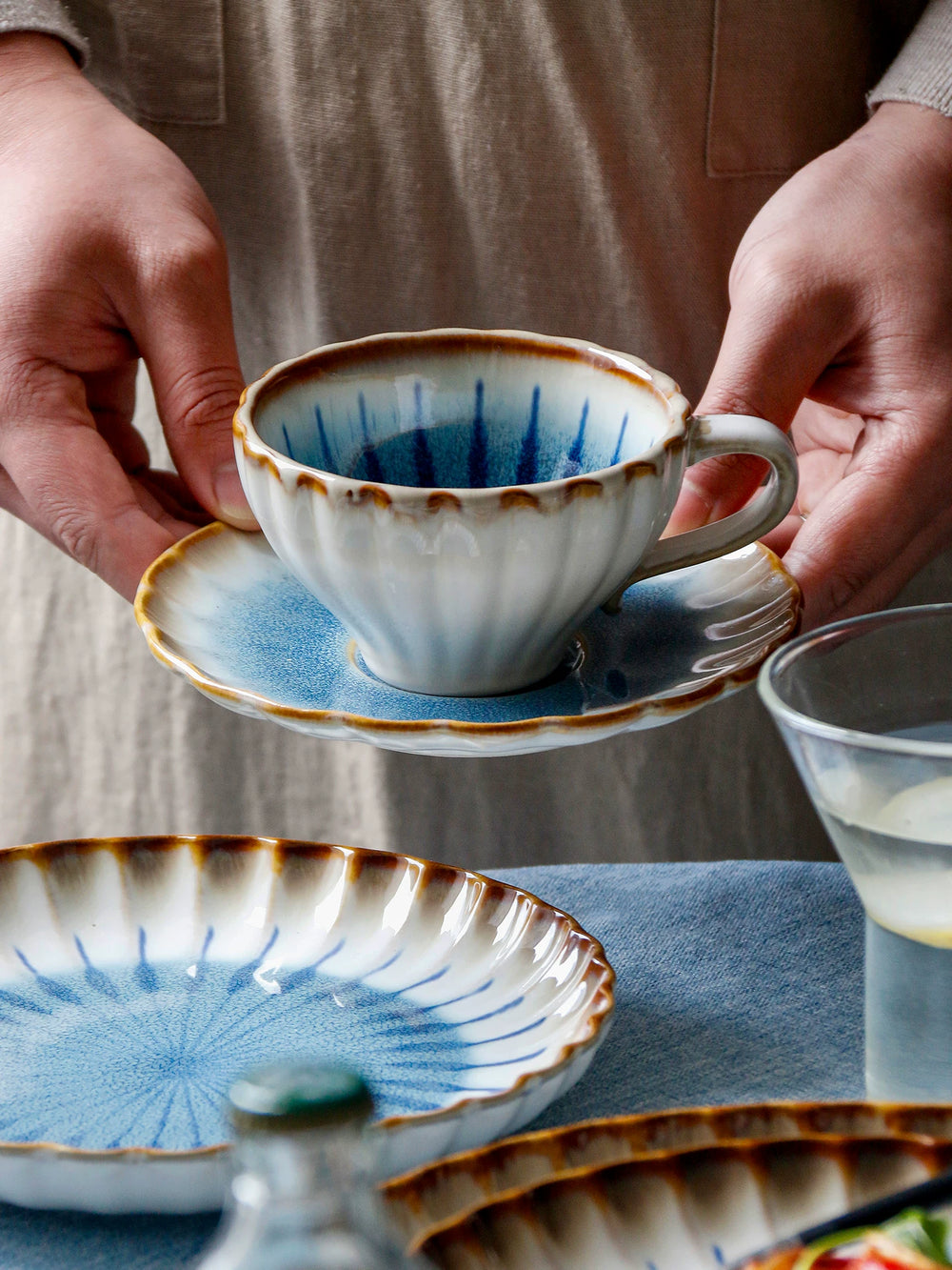 OMK Retro Style Beautiful Coffee Cup Home Ceramic Latte Art Cup High-end Afternoon Tea Cup and Saucer Set