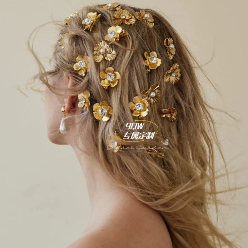 9QW new exaggerated metal flower hairpin ins high-end niche personality hair accessories versatile and cute little hairpin girl