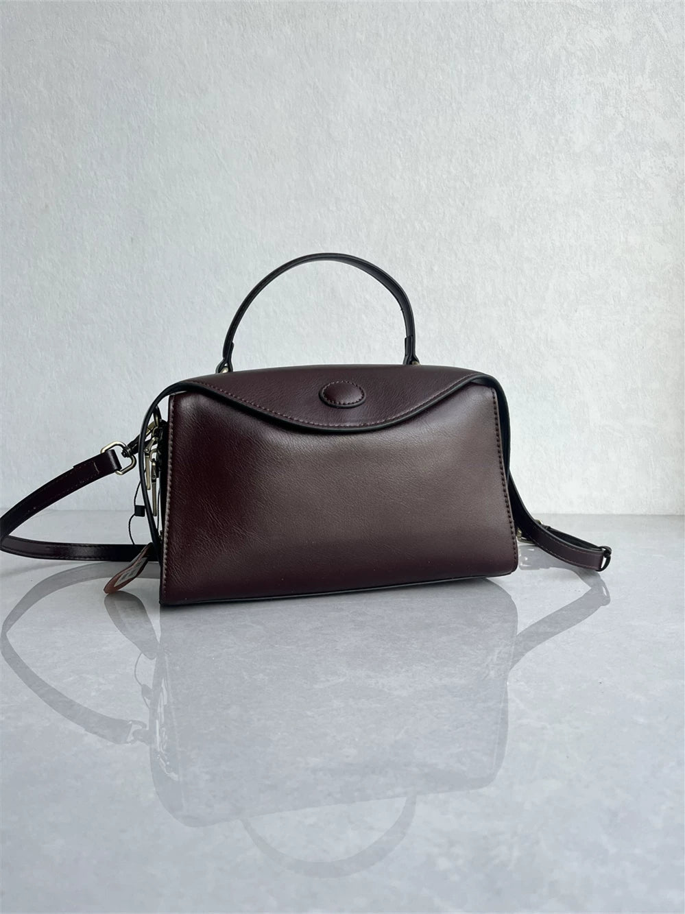 Shopping mall withdrawal high-quality top-layer vegetable-tanned cowhide Boston bag retro fashion high-end texture one-shoulder crossbody woman