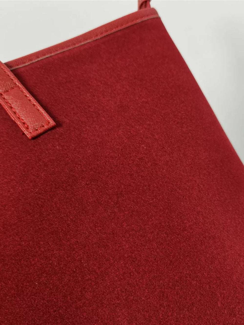 Red velvet bag large capacity tote bag autumn and winter new commuter shoulder vintage handbag bridal wedding bag