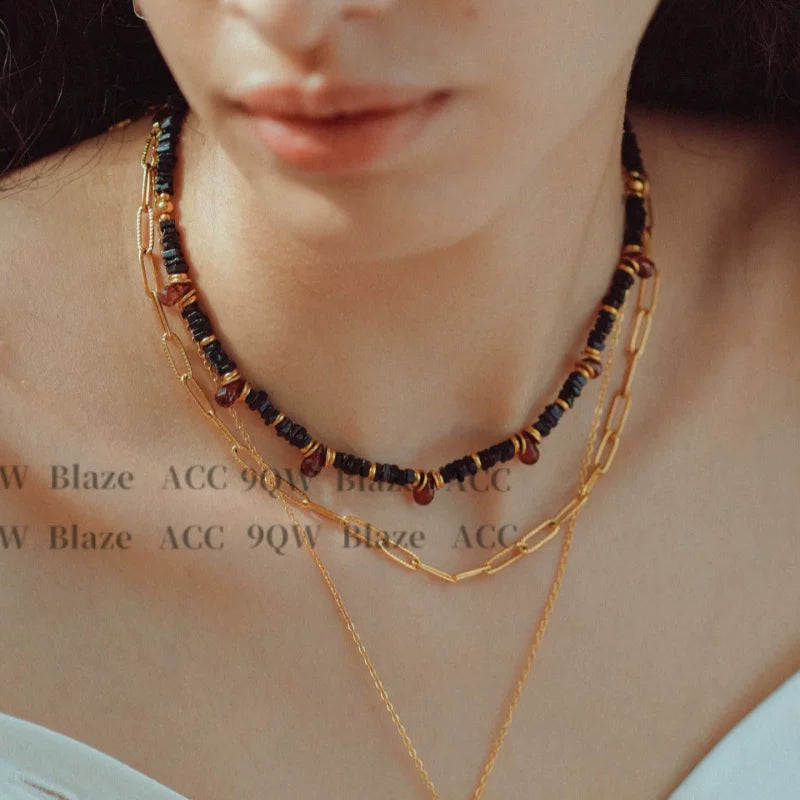 Vintage bohemian style black natural stone red water drop beaded clavicle chain heavy design necklace niche versatility
