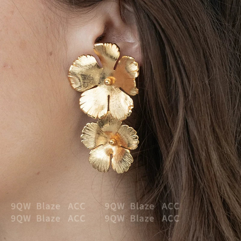 European and American new retro exaggerated flower stud earrings three-dimensional craft niche design 925 silver needle personalized metal texture