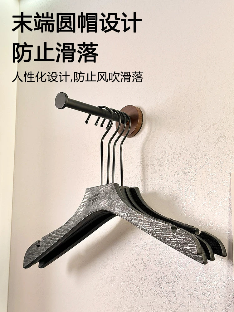 Suction cup hanger storage artifact household punching-free balcony wall multi-functional non-trace hanging hanger storage rack Y