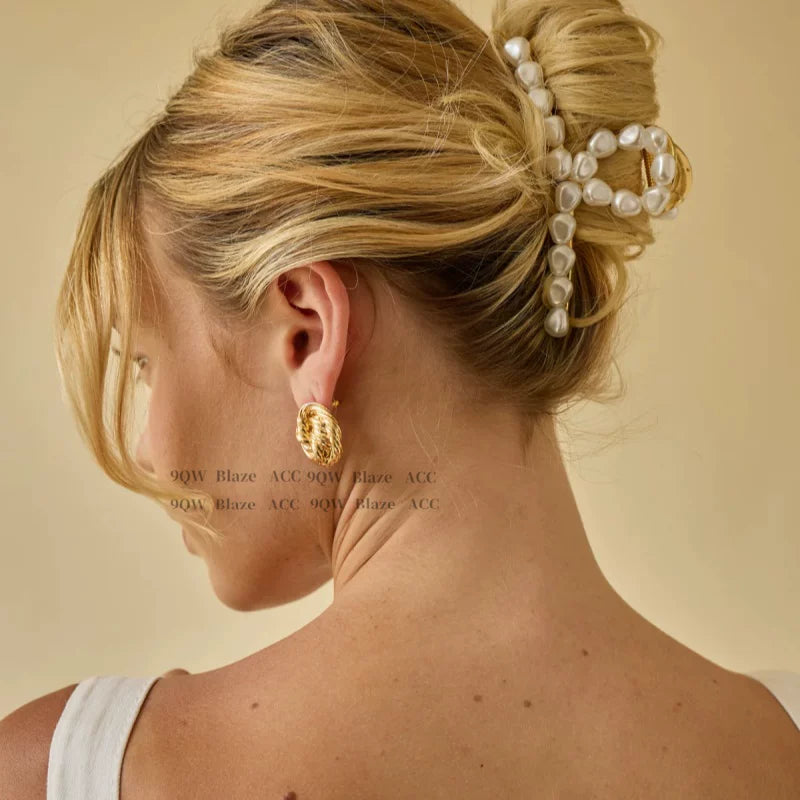 9QW European and American retro baroque pearl hair accessories elegant and romantic high-end pearl grab temperament updo hair headdress