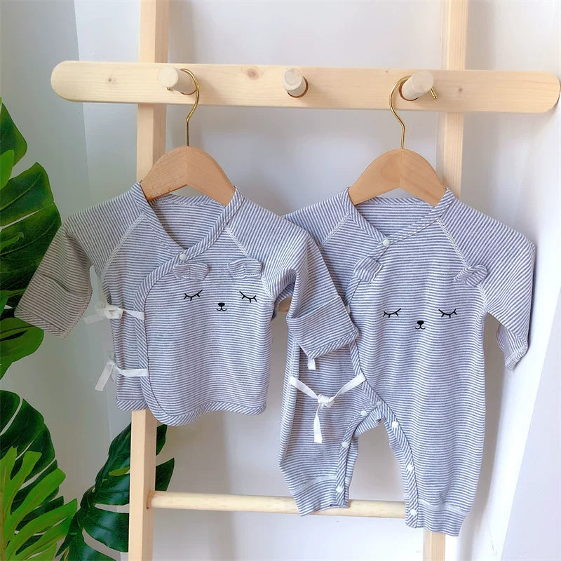 Newborn baby half-back clothes, spring and autumn cotton baby long sleeve A base top, monk clothes 0 one March clothes