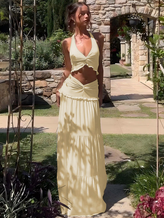 Resort-style button-down halterneck strappy top V-shaped skirt two-piece set for summer 2026 new hot girl suit