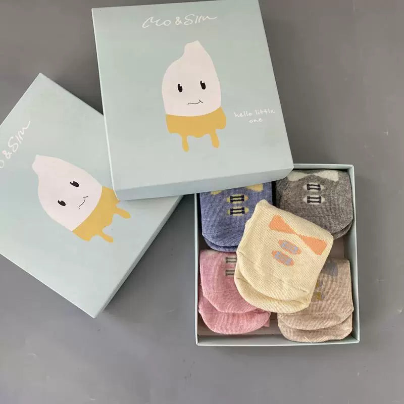 Baby floor socks, toddler socks, baby non-slip baby socks, spring and autumn and winter socks and socks 5 pairs of clearance and non-refundable