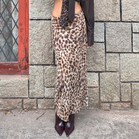 Hong Kong-style girly fashion leopard print mesh skirt 2026 summer new hot girl temperament versatile high-waisted long skirt trend