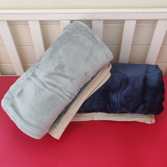 Kindergarten children's bags, small babies, newborn baby blankets, quilts, coral velvet blankets, all seasons, autumn and winter