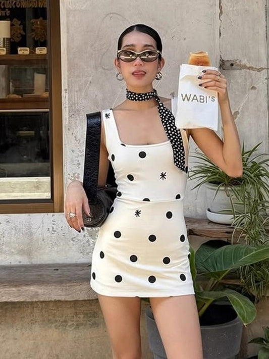 Old money style white irregular polka dot square neck sleeveless vest dress hot girl slim fit A-line hip skirt female