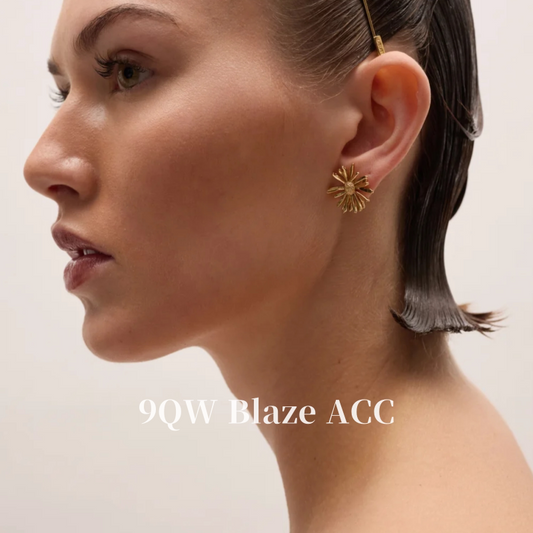 9QW French vintage daisy stud earrings niche design metal flower earrings light luxury luxury high-end commuter earrings
