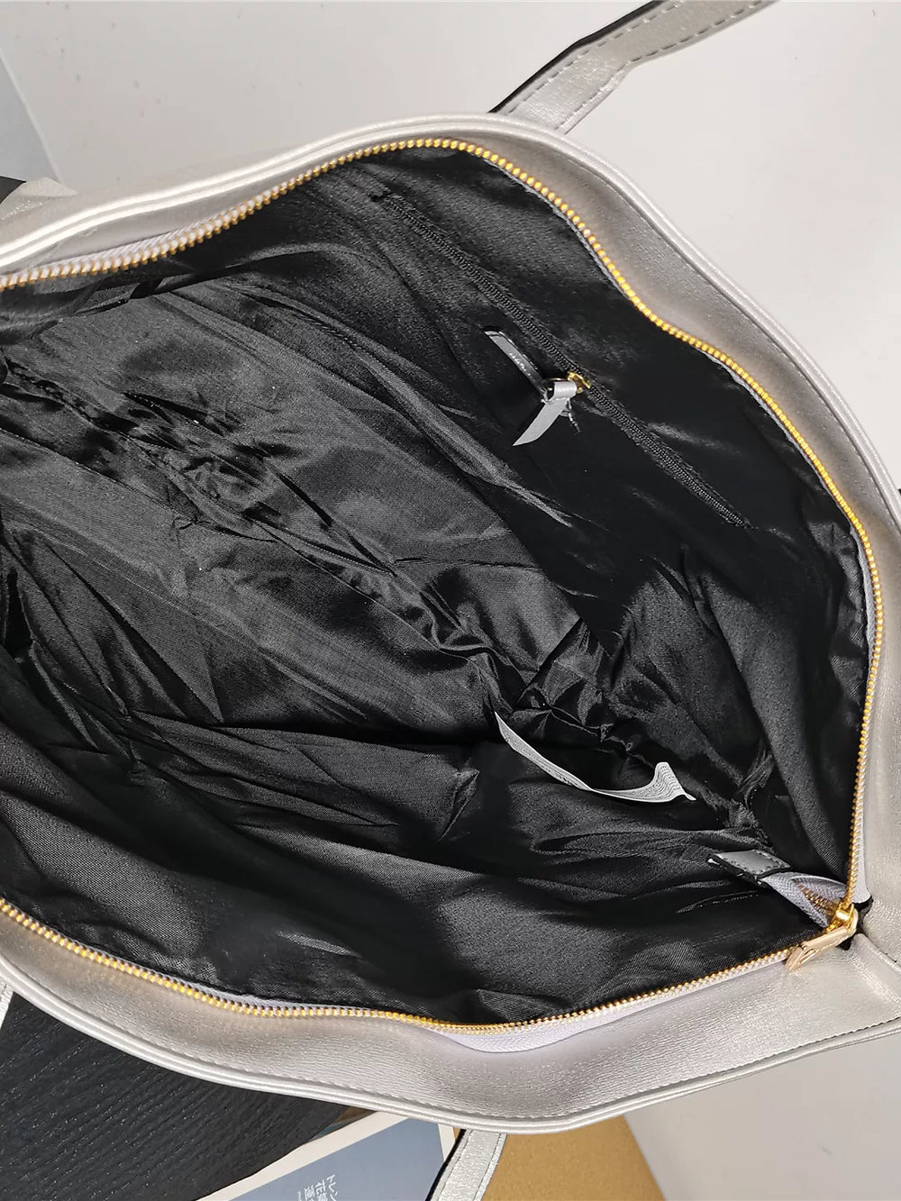 Silver bag crossbody sense of luxury super large capacity tote bag shoulder bag female niche design foreign trade inventory clearance