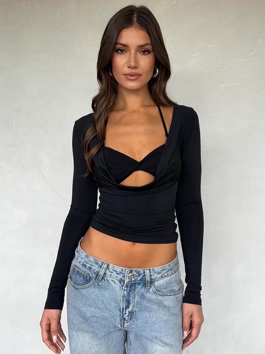 Design sense fake two-piece cut-out long-sleeved top 2026 autumn new hot girl slim slim short versatile T-shirt