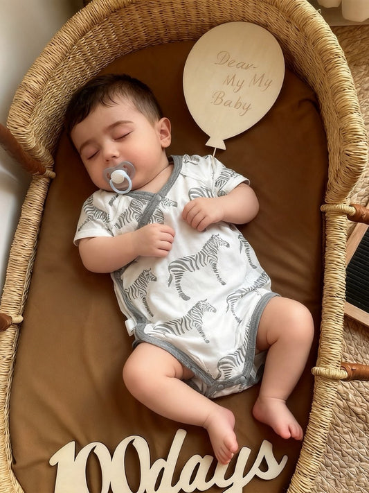 Newborn baby clothes summer short-sleeved bag fart clothes 0-3 months yokesi ultra-thin male and female baby triangle clothes