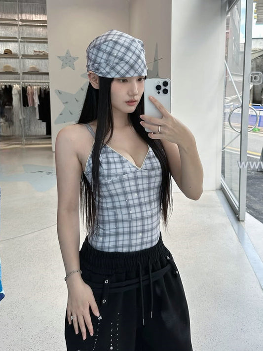 Korean gray plaid star print V-neck camisole 2026 summer new hot girl short versatile T-shirt trend