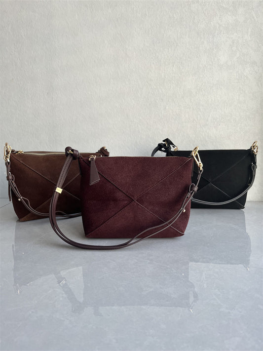 This year's popular top-layer frosted cowhide geometric bag is simple and fashionable, commuting versatile, high-end texture, single-shoulder crossbody women