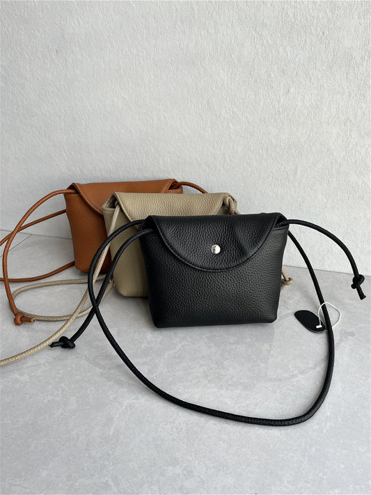 Foreign trade factory orders first layer cowhide mobile phone bags fashion versatile envelope bags casual small bags one-shoulder crossbody women's bags