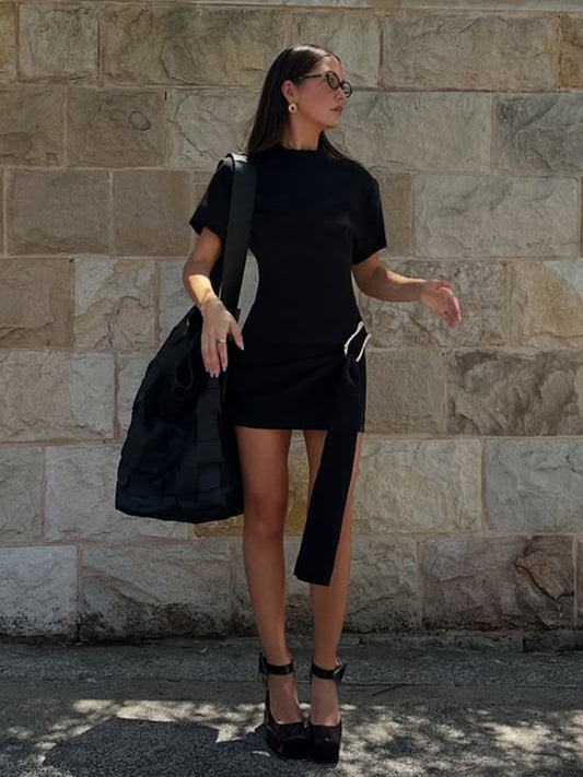 European and American solid color temperament, horseshoe buckle decoration short-sleeved dress, summer new hot girl waist cinched thin hip skirt