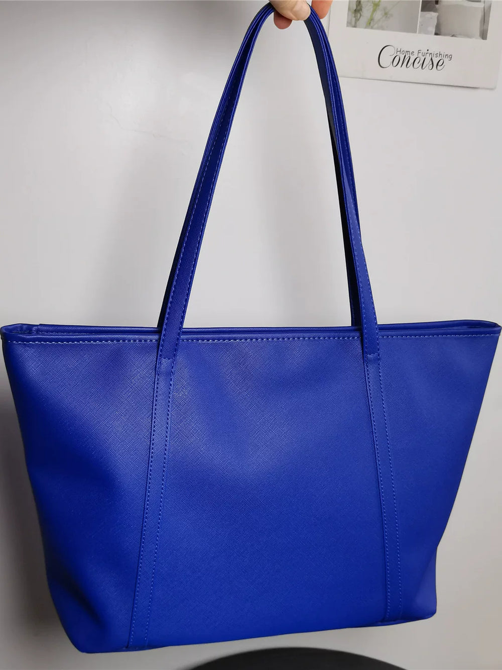 Klein blue tote bag women's large capacity commuter style handbag shoulder bag niche design blue bag foreign trade