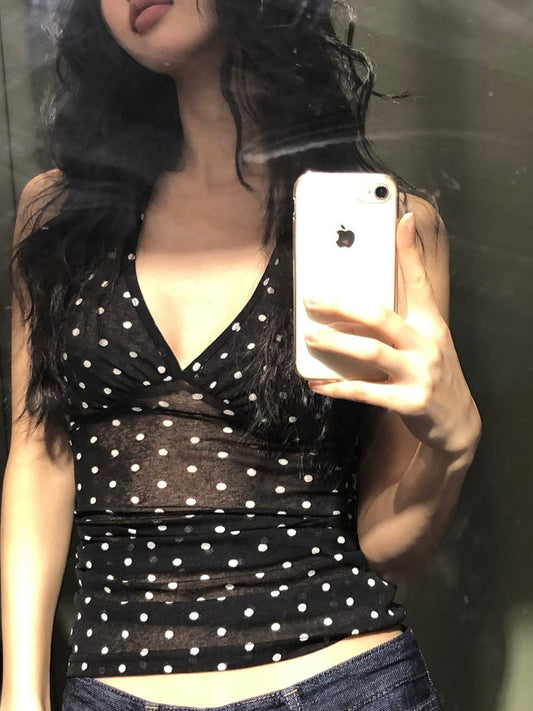 Pure desire turmoil dot print V-neck halterneck vest 2026 summer new hot girl slim short versatile top trend