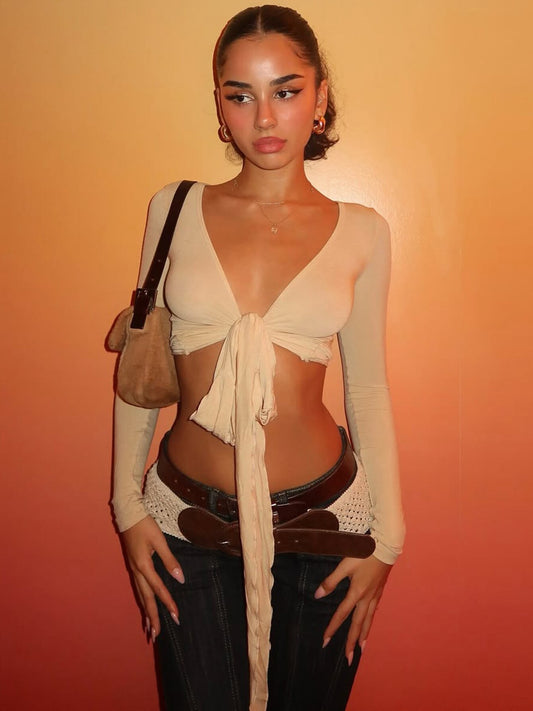 Sexy V-neck solid color strap-on long-sleeved cardigan 2026 autumn new hot girl slim slim short crop top T-shirt trend