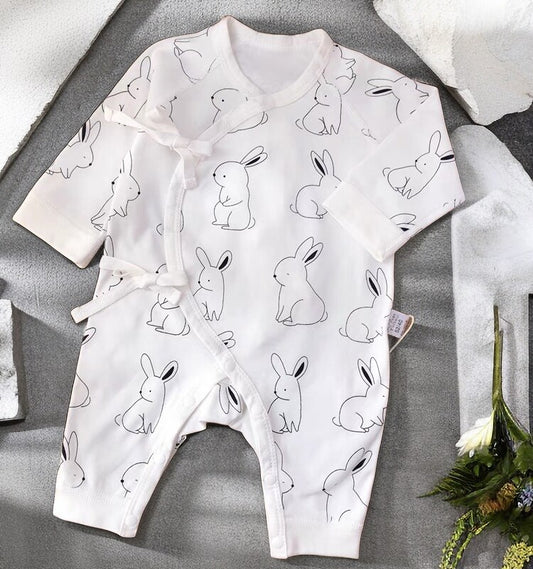 Newborn baby clothes 0 one March rabbit spring and autumn pure cotton A boys and girls super cute crawling jumpsuit 66