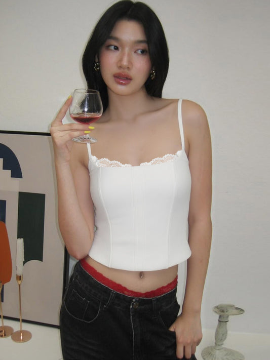 Pure Lust White Lace Patchwork Fishbone Waist Strap Camisole 2026 Summer New Spice Girl Short Top