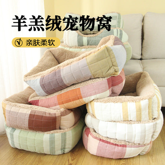 Lamb wool dog kennel lazy sofa can lie down and sleep, warm and thickened in winter, semi-closed pet kennel, small and medium-sized dogs