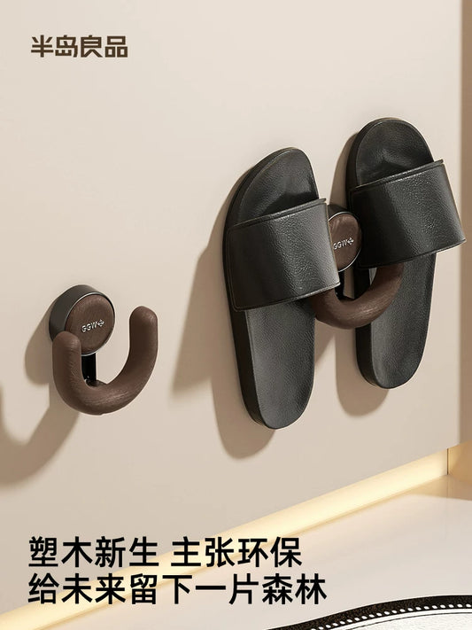 Bathroom plastic wood slipper hanger wall free punching toilet slippers storage drainage household slipper shelf Y