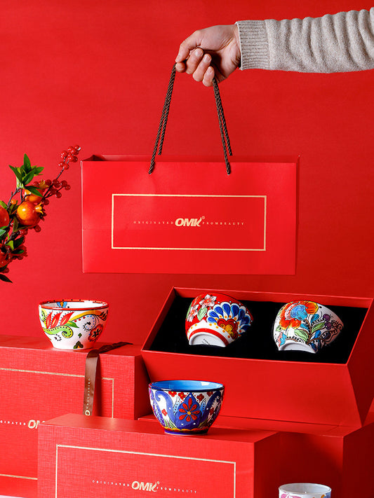 European and American creative ceramic rice bowl gift box red wedding gift bowl set high-value dining dessert small bowl
