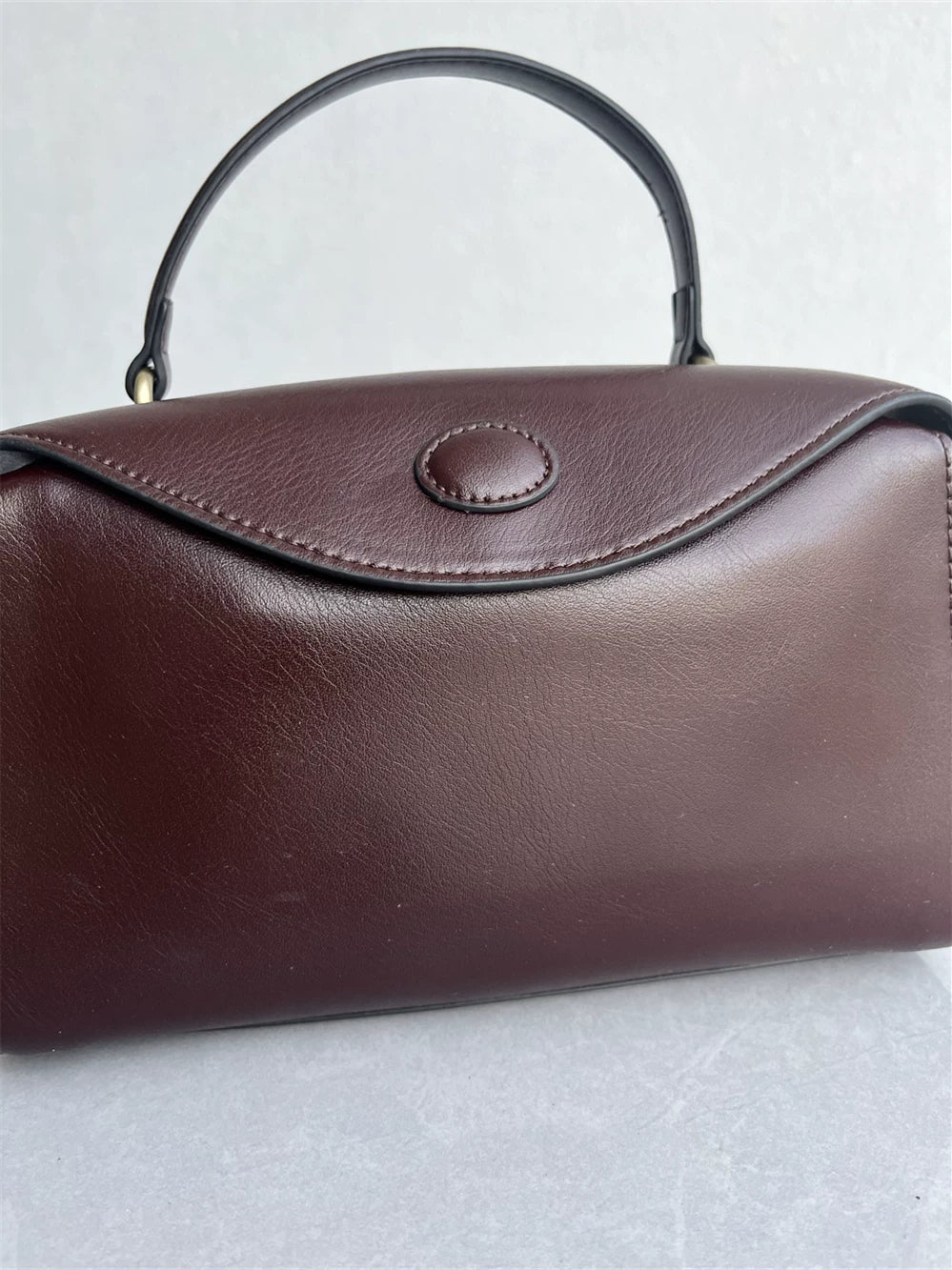 Shopping mall withdrawal high-quality top-layer vegetable-tanned cowhide Boston bag retro fashion high-end texture one-shoulder crossbody woman