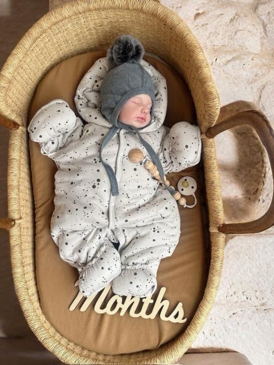 Baby clothes, winter padded hooded jumpsuits, thickened warmth, small month age crawling clothes, male and female baby cotton clothes