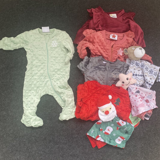 Foreign trade newborn bean fleece long-sleeved jumpsuit autumn and winter baby warmth long crawling bag feet cartoon ha clothes slightly flawed