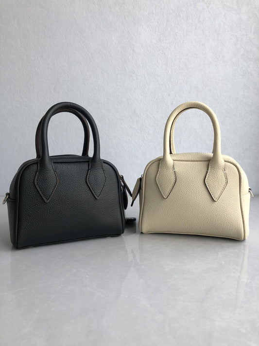 2024 New Top Layer Cowhide Bowling Crossbody Bag Niche Design Boston Bag Simple Lychee Pattern Women's Bag