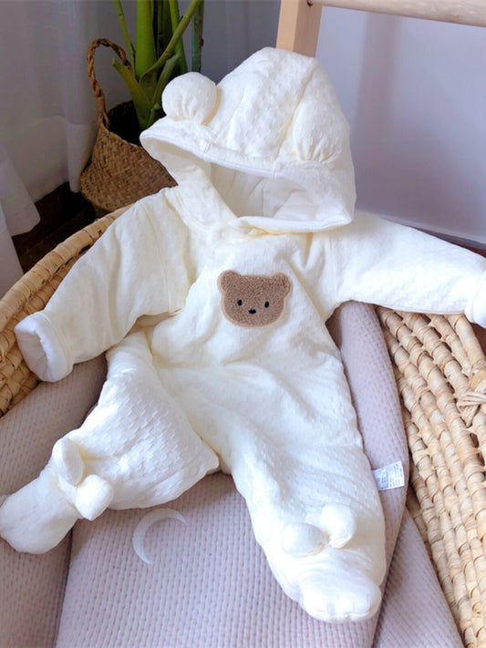 Autumn and winter baby clothes 0-6 months jumpsuit male and female baby going out clothing with hood and feet climbing clothing 66 yards 3 months