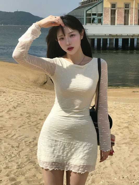 Pure desire floral long-sleeved dress 2026 early autumn new hot girl sexy backless waist slimming versatile short skirt