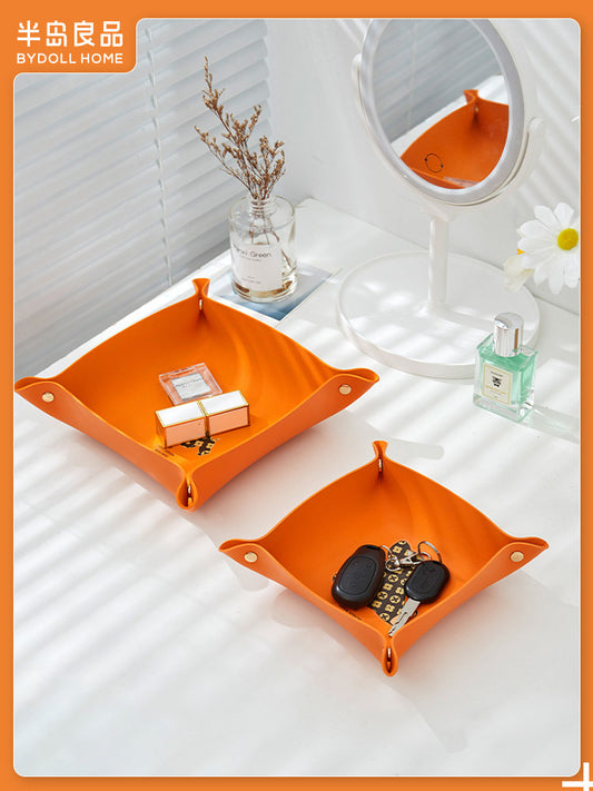 Key storage tray into the door, door storage basket, living room, coffee table, tabletop, sundries, leather storage box, entrance ornaments