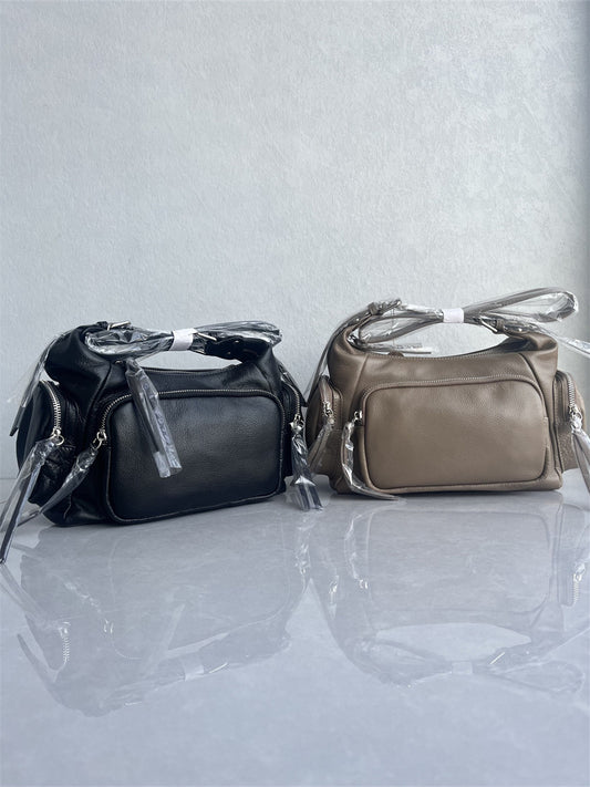 Counter quality: natural drop top layer cowhide motorcycle bag fashionable and versatile multi-pocket soft leather casual one-shoulder crossbody woman