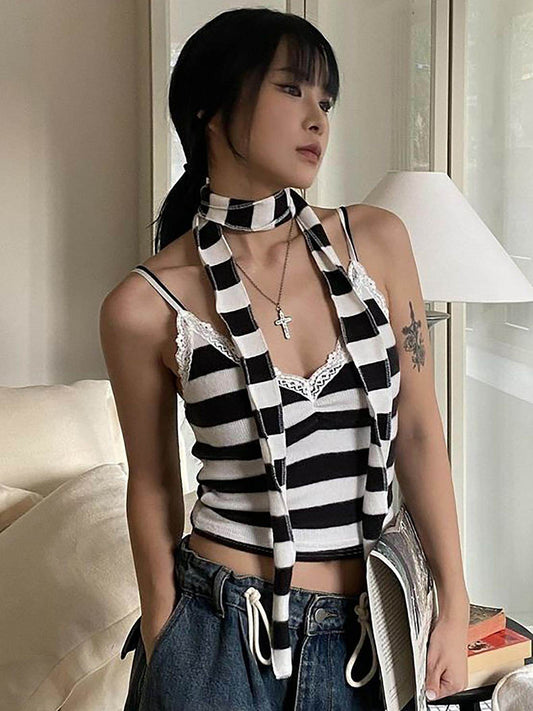 Pure desire lace patchwork striped knitted camisole 2026 summer new hot girl versatile cropped top trend