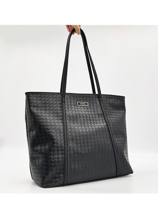 Export large bags, soft leather woven women's bags, large capacity shoulder bags, autumn and winter versatile textured tote bags, armpit bags