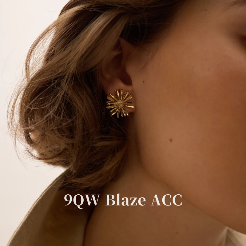9QW French vintage daisy stud earrings niche design metal flower earrings light luxury luxury high-end commuter earrings