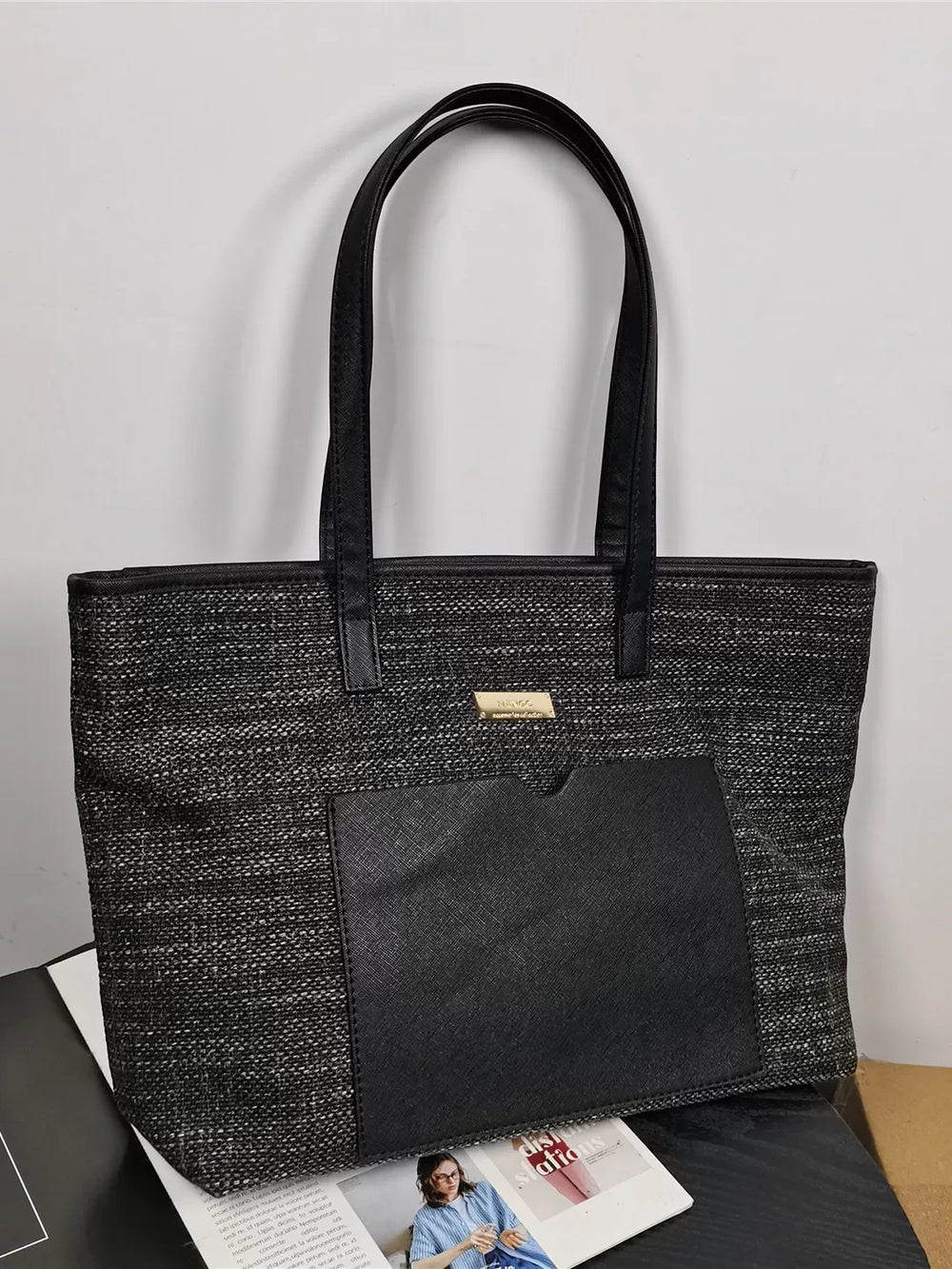 Zipper canvas bag for women, large capacity commuting tote bag for college students, shoulder bag for class, handbag, foreign trade bag