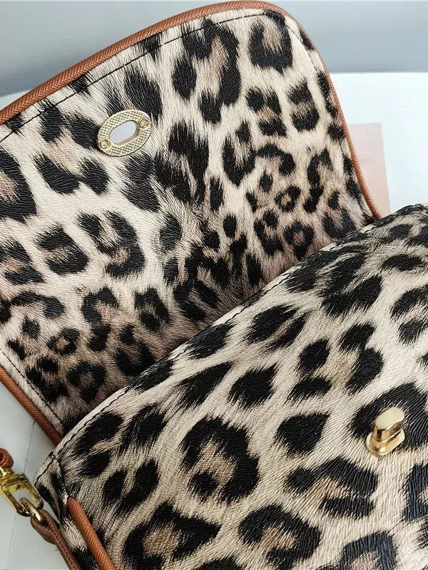 Crossbody bag women's bag 2026 new leopard print niche design shoulder bag armpit bag saddle packaging mobile phone coin purse