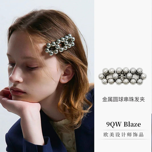 Korean version of handmade Korean metal texture string cluster irregular updo side hairpin to show the face small high-end sense clip