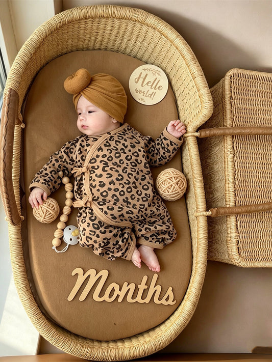 Newborn baby clothes summer thin long-sleeved jumpsuits for newborn babies cotton ha clothes infant monk clothes