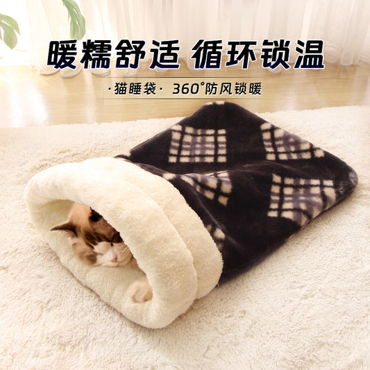 Cat sleeping bag winter warmth closed sense of security kitten quilt can drill cat bed thickened plush shelter house