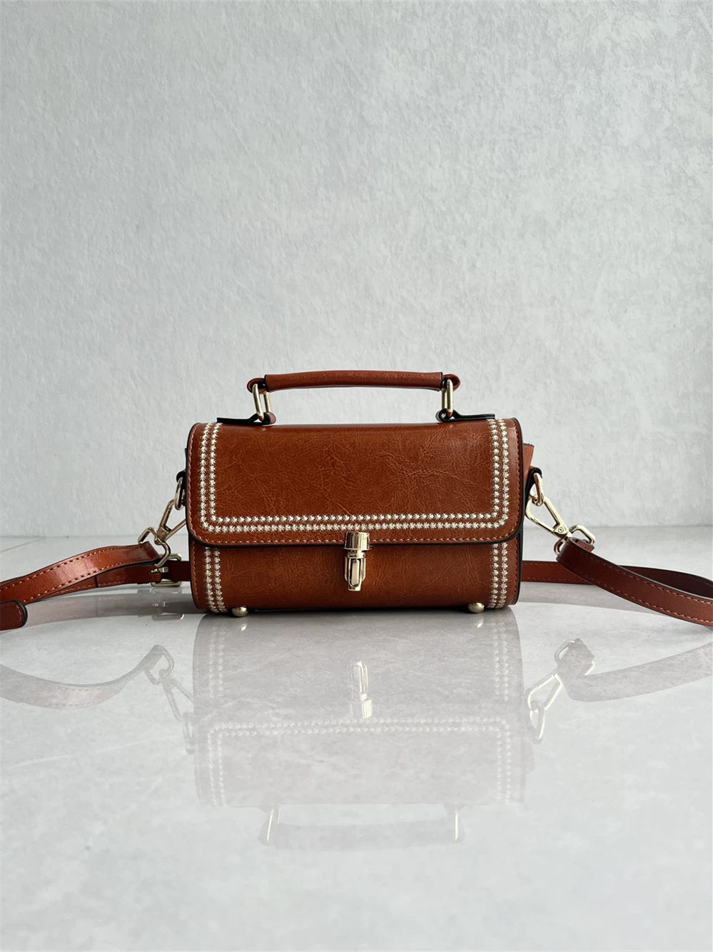 Cabbage price clearance imported cowhide small square bag fashionable and versatile new mobile phone bag leather one-shoulder crossbody women's bag